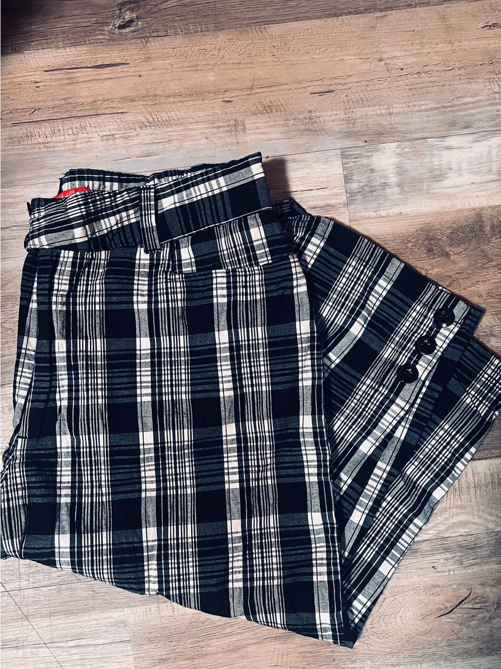 Zoey and Beth Plus, Black & White Plaid Woman’s Capris
